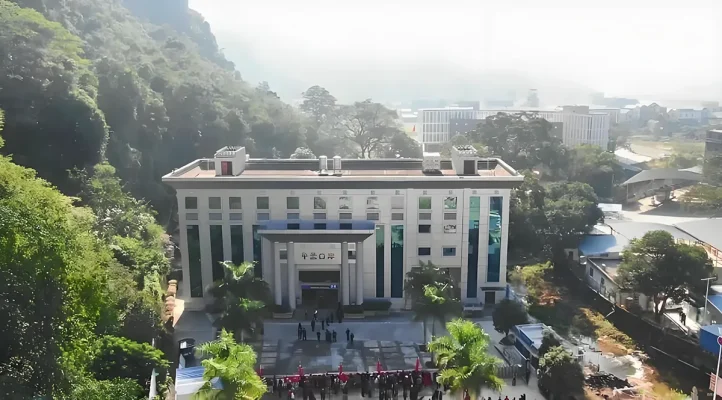 那坡平孟扶贫产业园